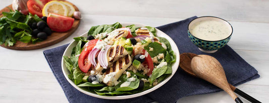 GRILLED HALLOUMI CHEESE SALAD WITH TZATZIKI DRESSING