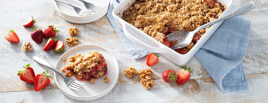 LOW CARB STRAWBERRY RHUBARB CRUMBLE