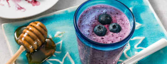 WILD BLUEBERRY AND GREEK YOGURT SMOOTHIE